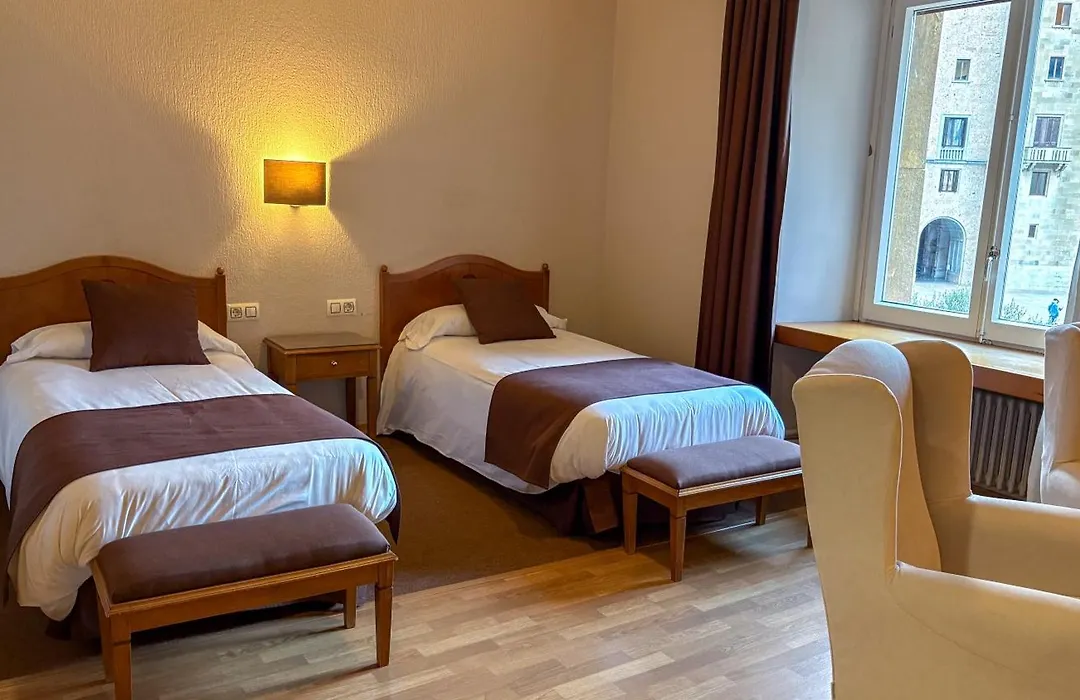 Hotel Abat Cisneros Montserrat-1
